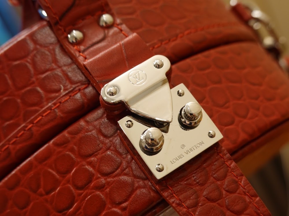 Anum Bags ln Luxury Bag --60202