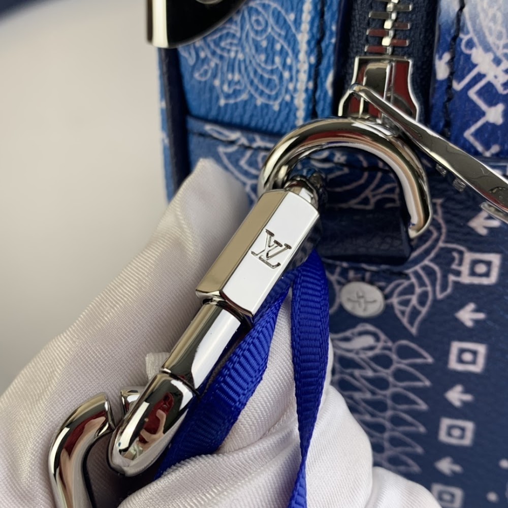 Anum Bags ln Luxury Bag --60976