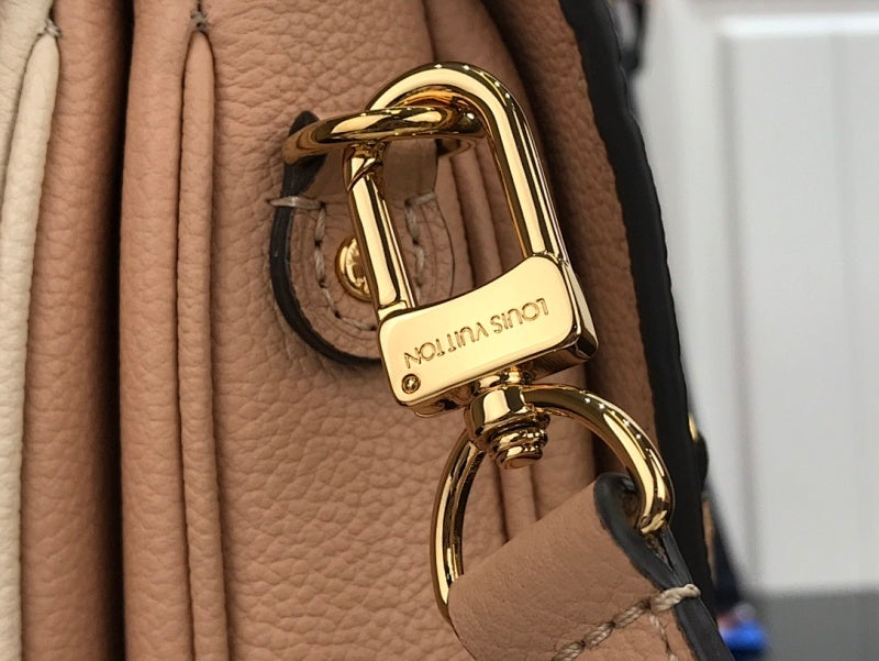 Anum Bags ln Luxury Bag --59625