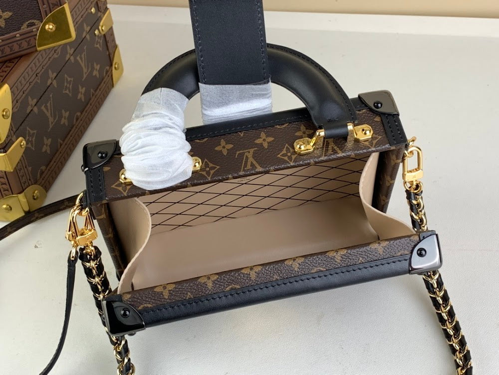 Anum Bags ln Luxury Bag --57080