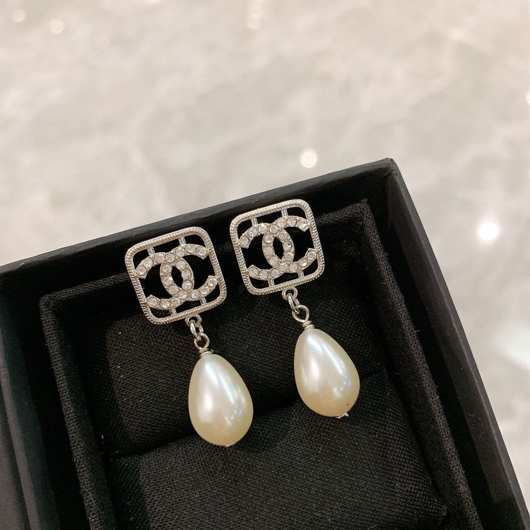 Anum Bags Earring CHL 013