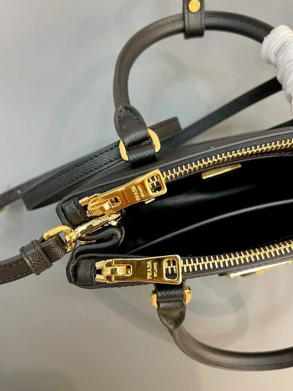 Ezyycart Bags Pradn Luxury Bag --101548