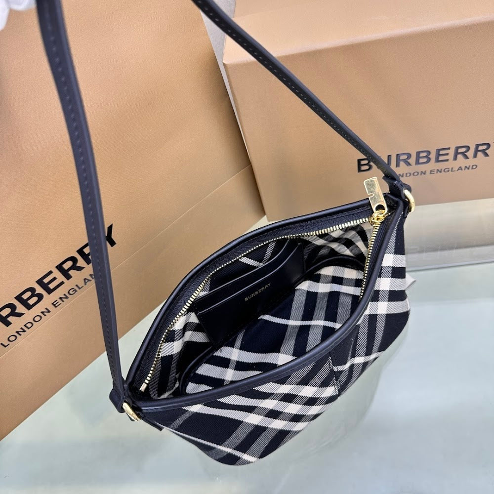Ezyycart Bags Burberryn Luxury Bag --92706