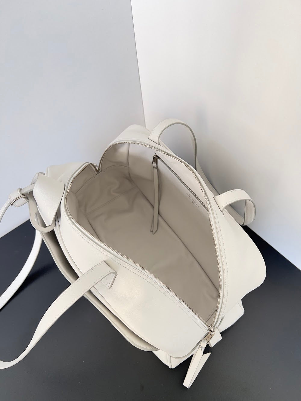 Ezyycart Bags Balenciaga Luxury Bag --110988