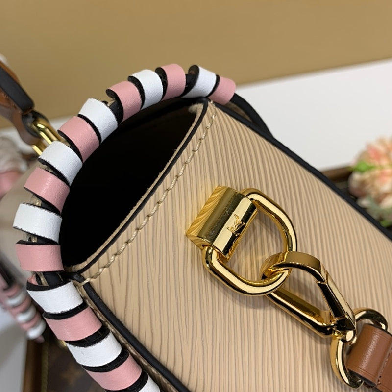 Anum Bags ln Luxury Bag --59437
