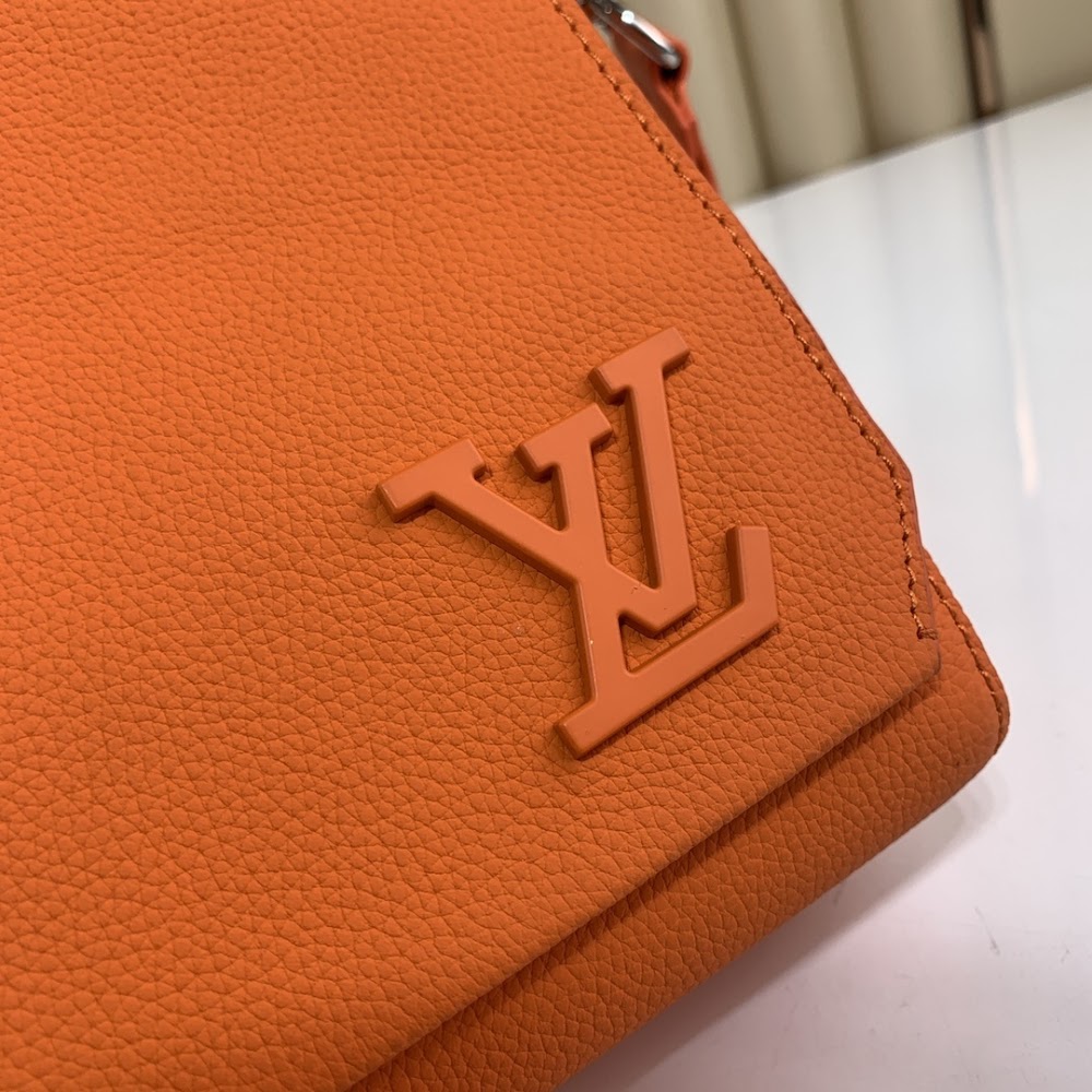Anum Bags ln Luxury Bag --60824