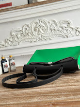 new-luxury-designer-bags-nm11606