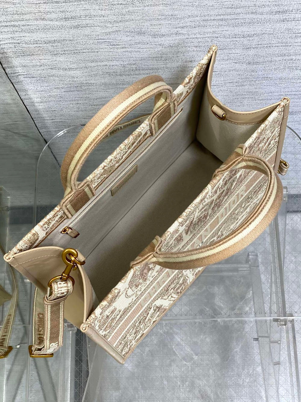 new-luxury-designer-bags-nm16488