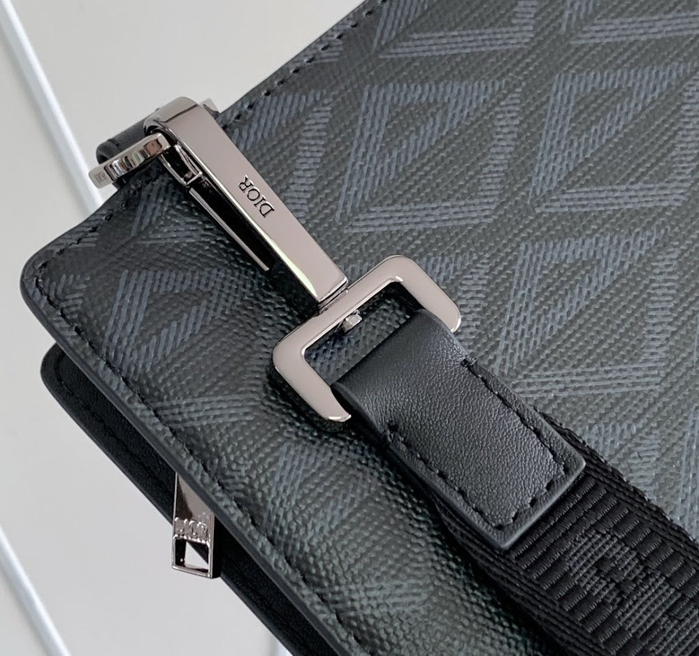 new-luxury-designer-bags-nm15976