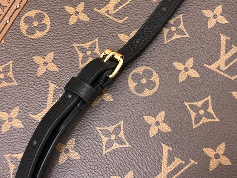 Anum Bags ln Luxury Bag --60149