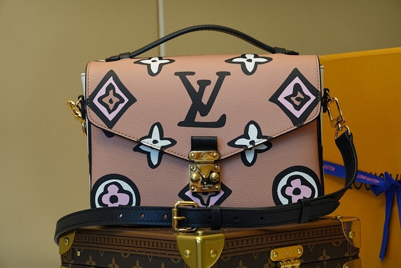Anum Bags ln Luxury Bag --60068