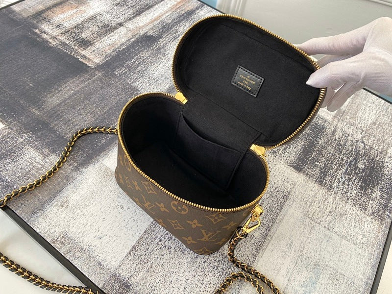 Anum Bags ln Luxury Bag --59618
