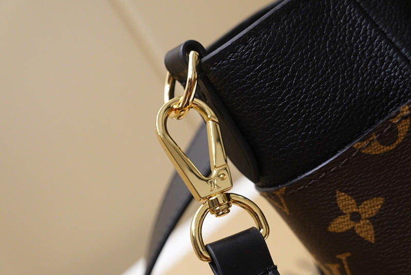 Anum Bags ln Luxury Bag --56630