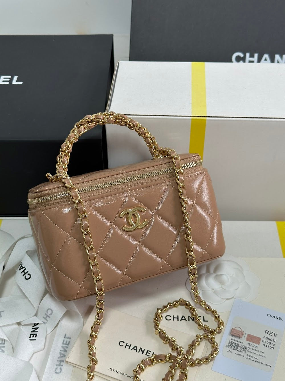 new-luxury-designer-bags-nm9450
