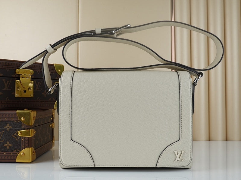Anum Bags ln Luxury Bag --60412