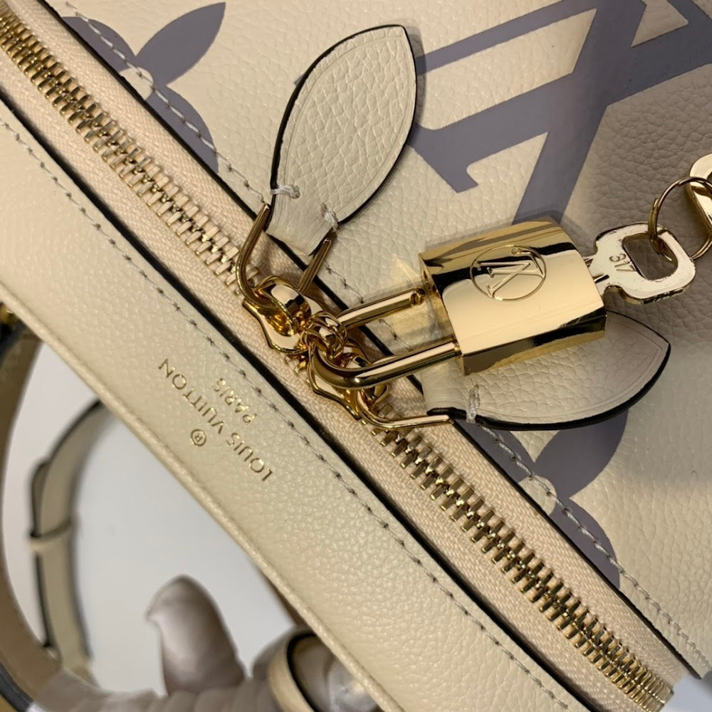 Anum Bags ln Luxury Bag --59439