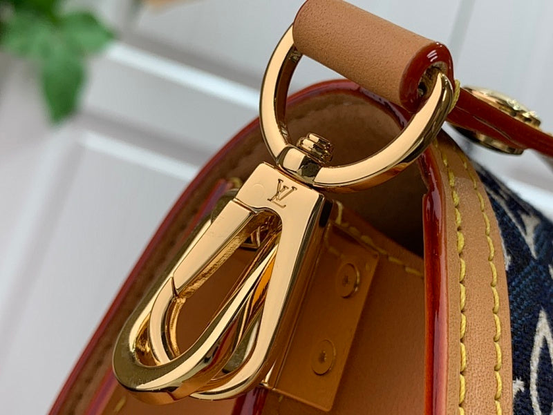Anum Bags ln Luxury Bag --58477