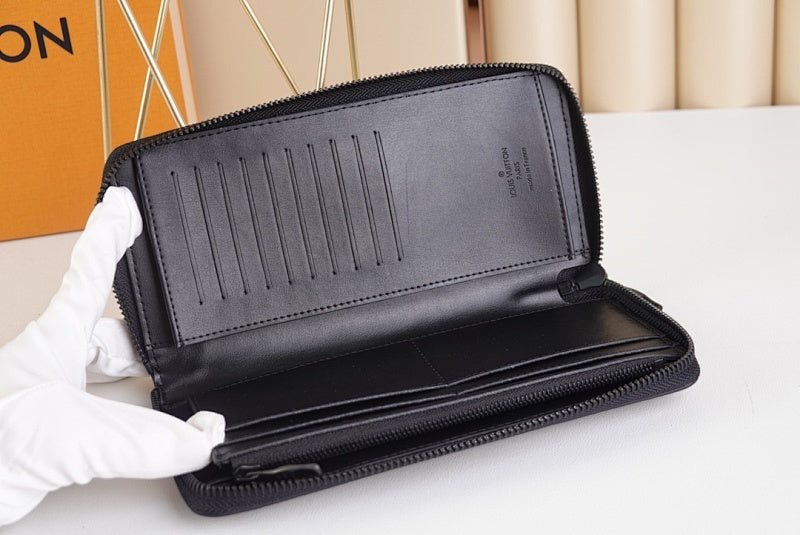 Anum Bags ln Luxury Bag --56550