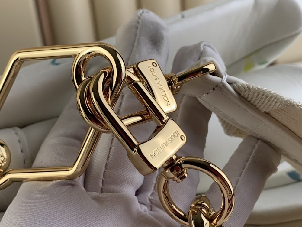 Anum Bags ln Luxury Bag --61150