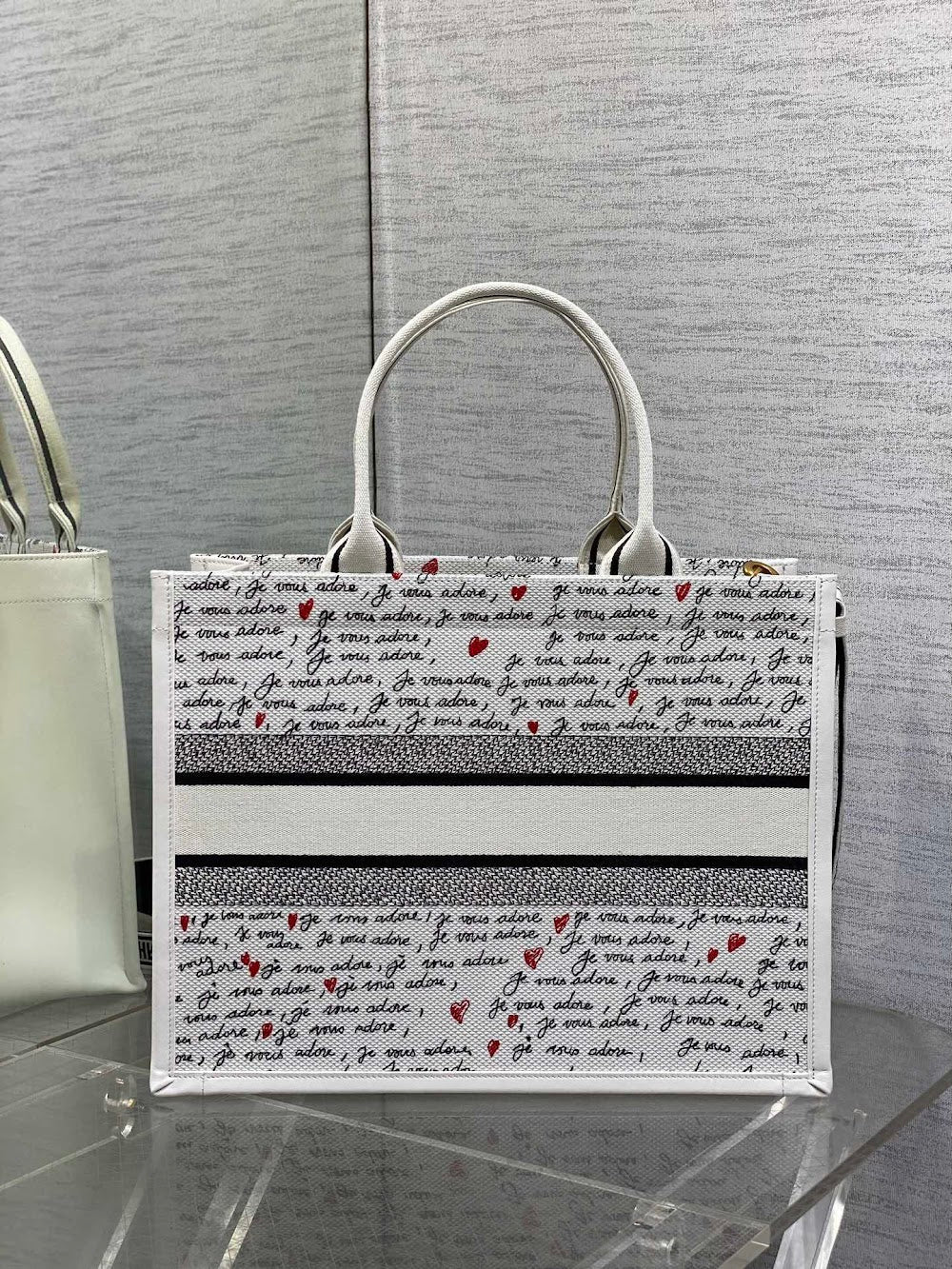 new-luxury-designer-bags-nm16082