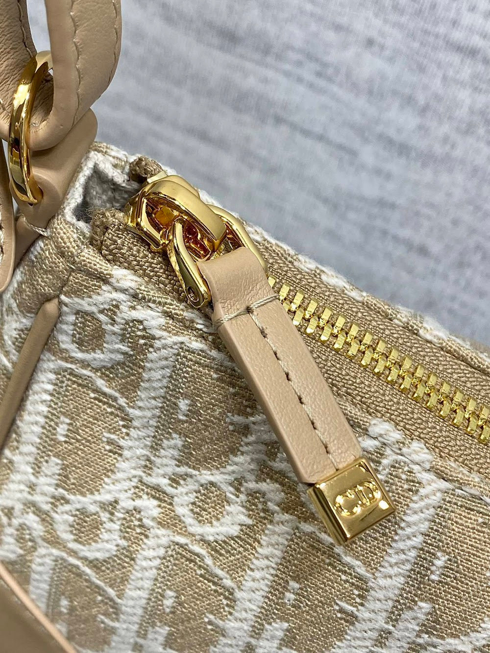 new-designer-premium-bags-nm16449