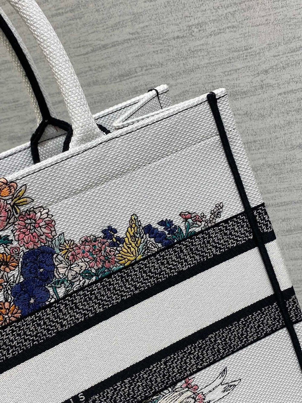 new-luxury-designer-bags-nm16053