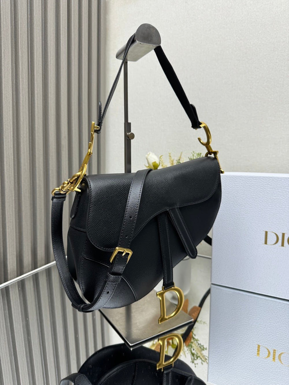 new-luxury-designer-bags-nm15977