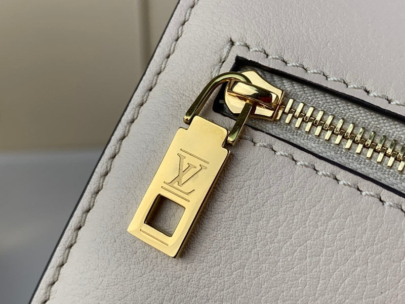 Ezyycart Bags LV Luxury Bag --55973