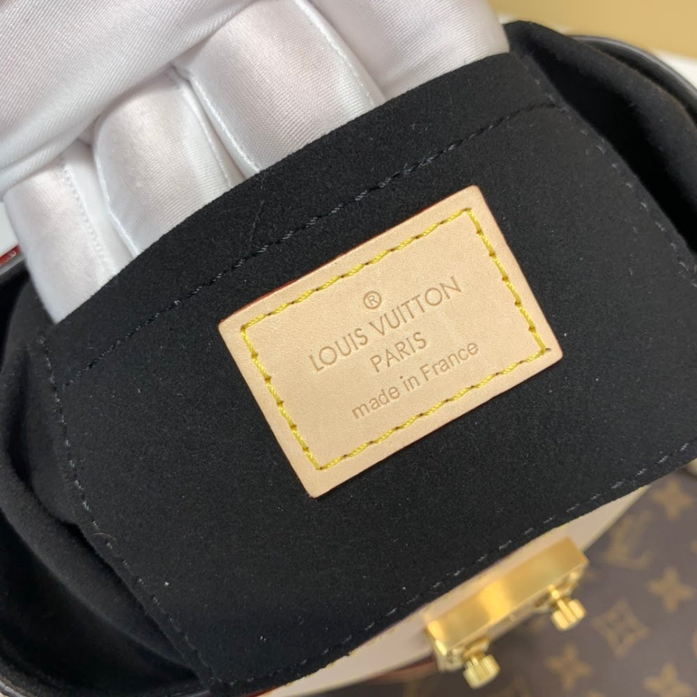 Anum Bags ln Luxury Bag --59378