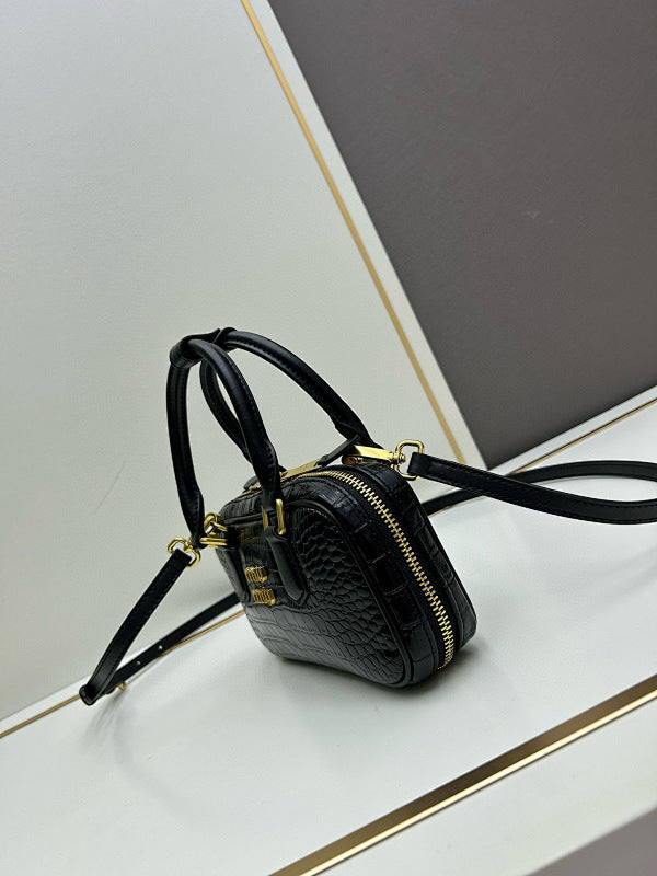 Ezyycart Bags pradn Luxury Bag --75602