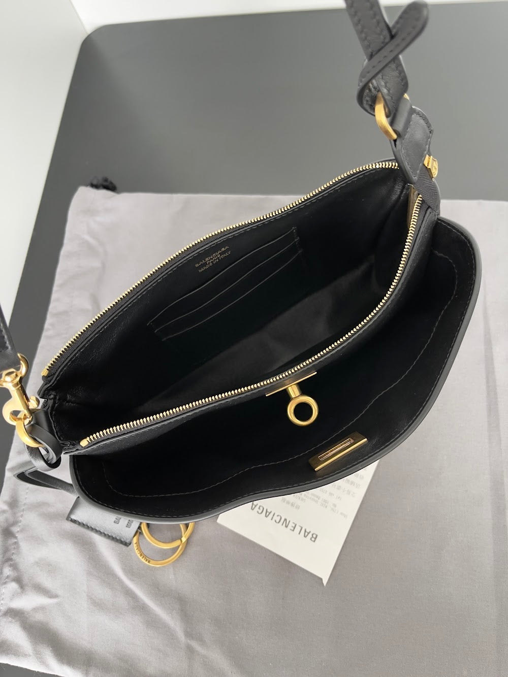 Ezyycart Bags Balenciaga Luxury Bag --111736