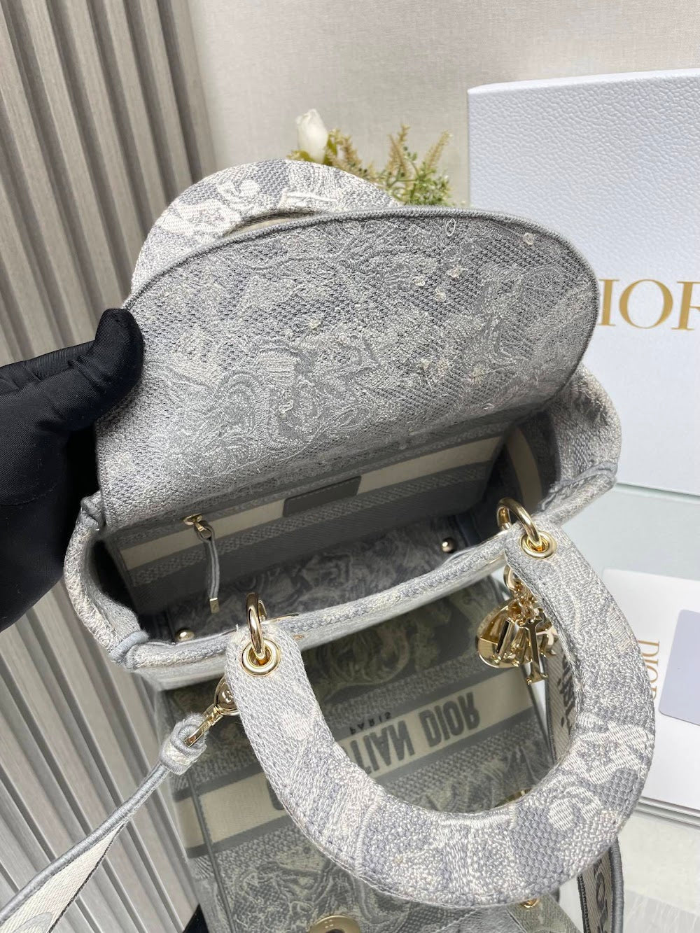 new-designer-premium-bags-nm15926