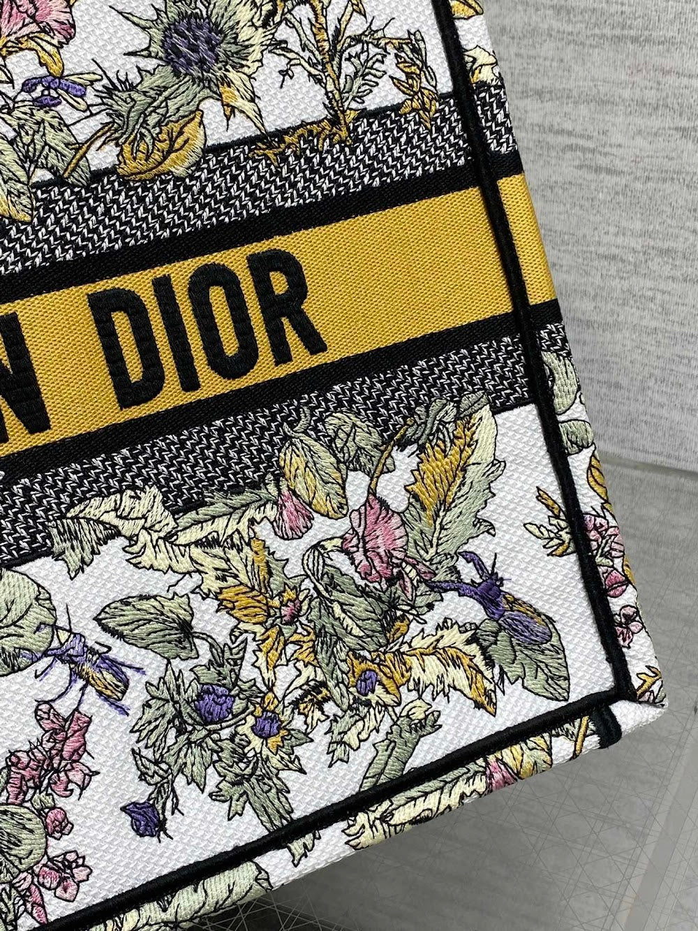 new-designer-premium-bags-nm16601