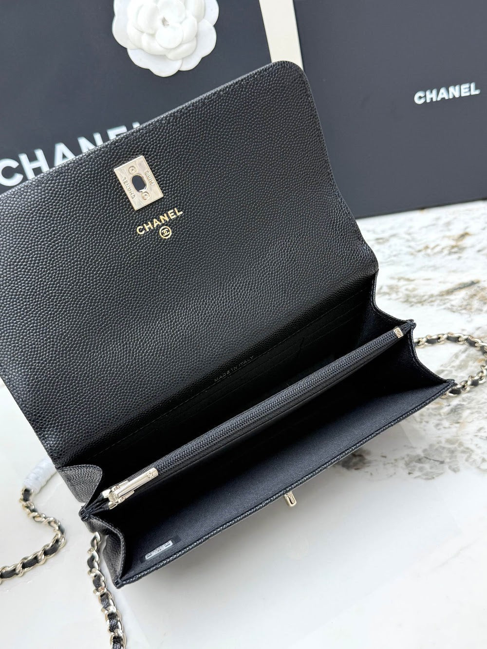 Anum Bags CHn Luxury Bag --113929