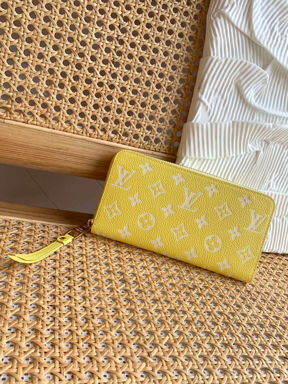 Anum Bags ln Luxury Bag --60934