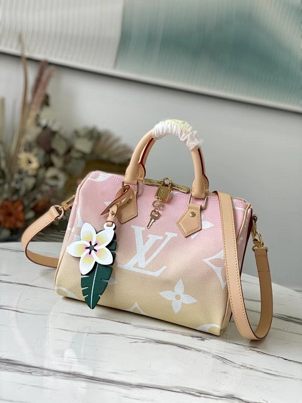 Anum Bags ln Luxury Bag --56967