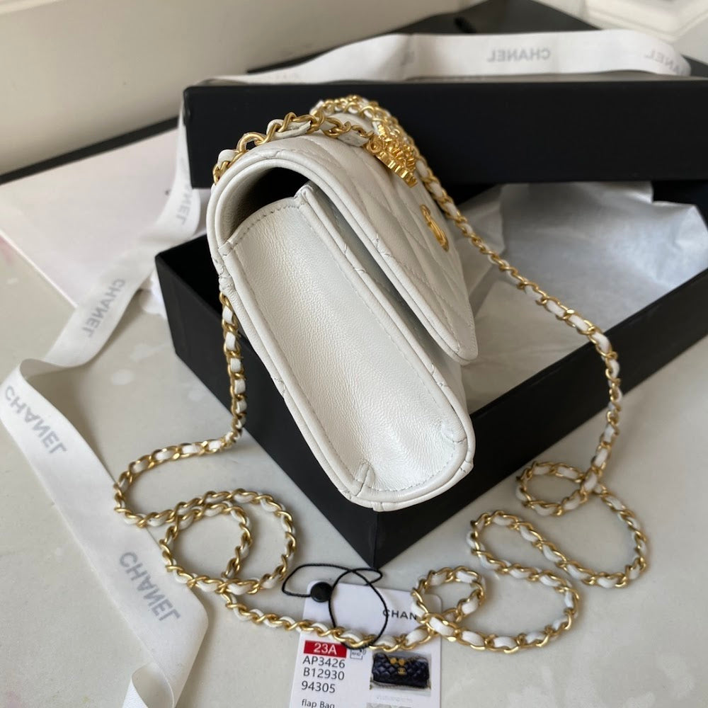 new-luxury-designer-bags-nm20635