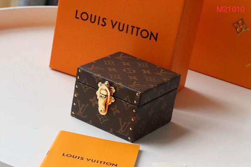Anum Bags ln Luxury Bag --58731