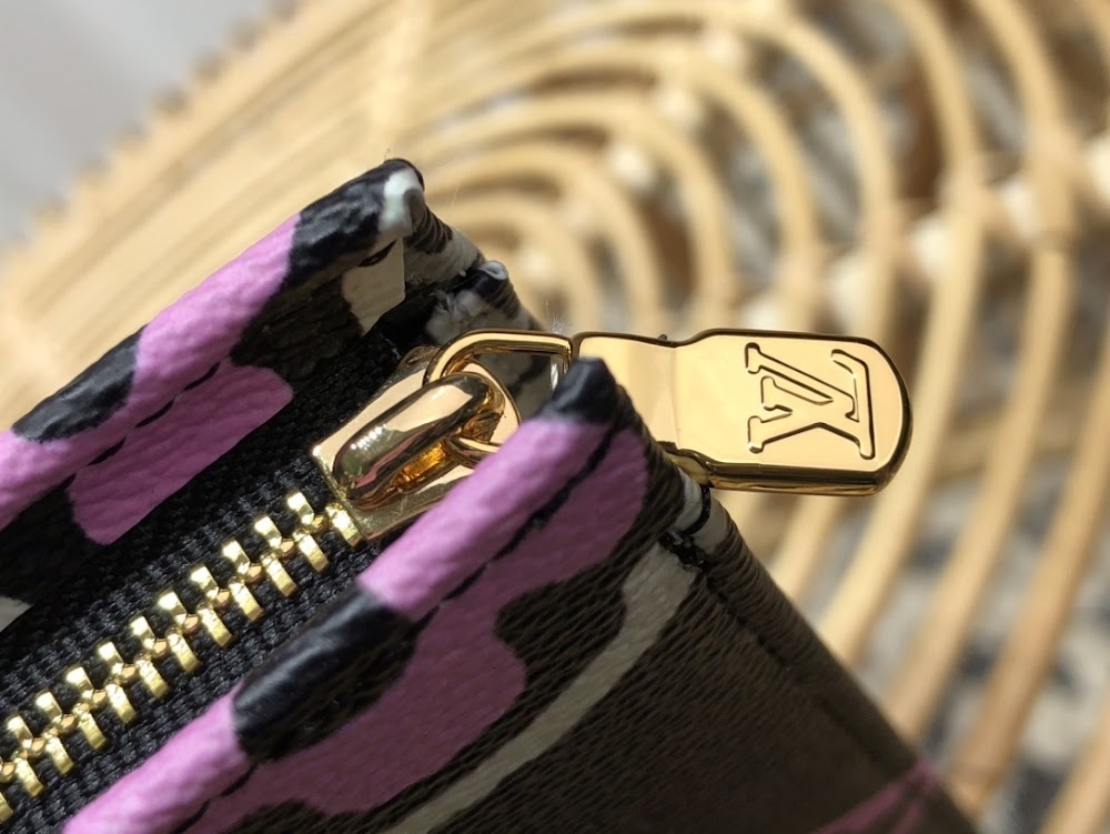 Anum Bags ln Luxury Bag --60350