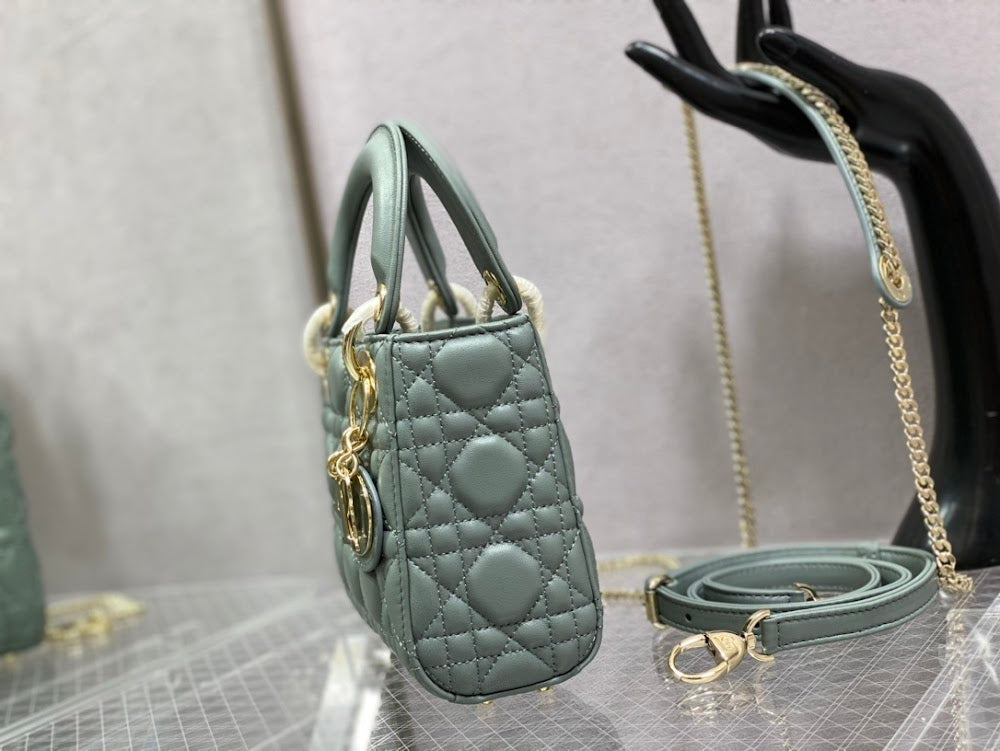 new-luxury-designer-bags-nm16034
