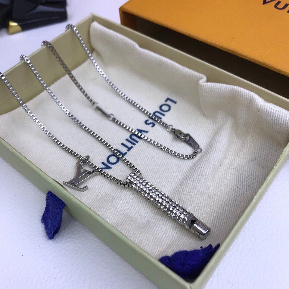 Anum Bags Necklace LUV016