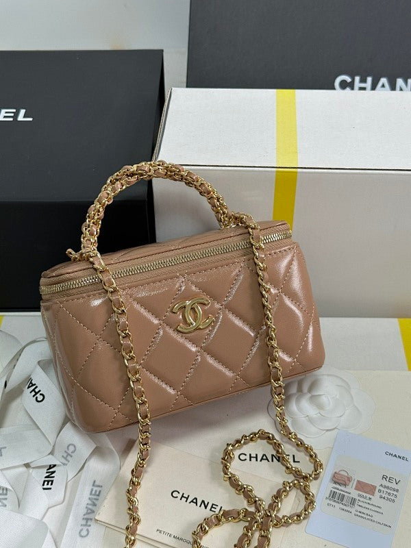 new-luxury-designer-bags-nm9450