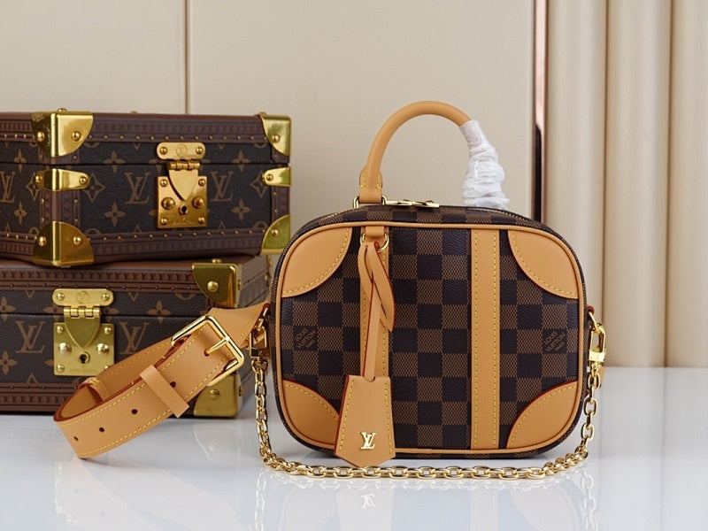 Anum Bags ln Luxury Bag --60375