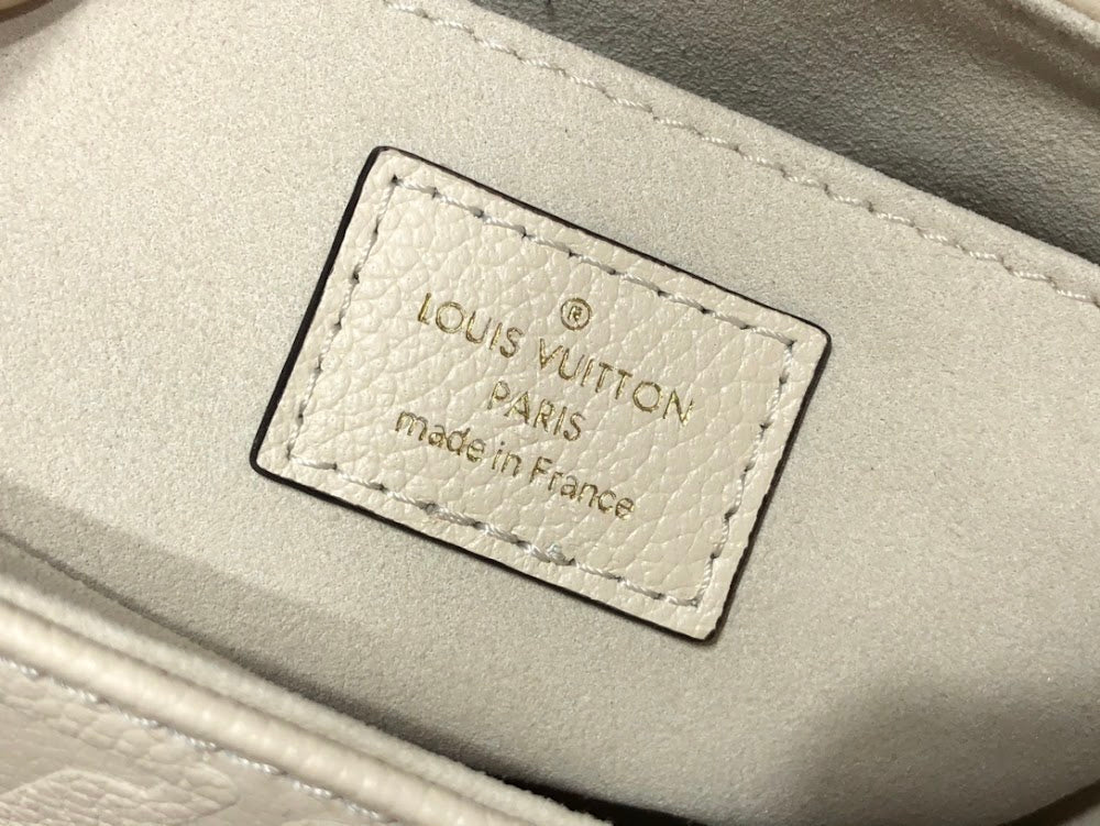 Anum Bags ln Luxury Bag --60089