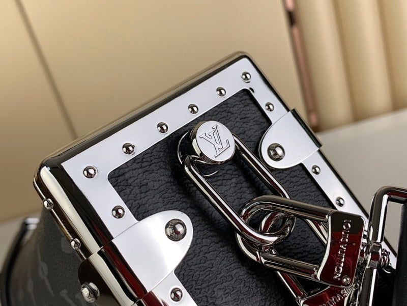 Anum Bags ln Luxury Bag --57483
