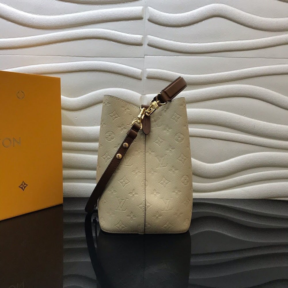 Anum Bags ln Luxury Bag --59047
