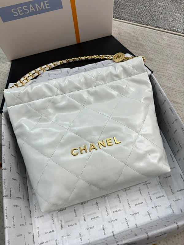 new-luxury-designer-bags-nm9432