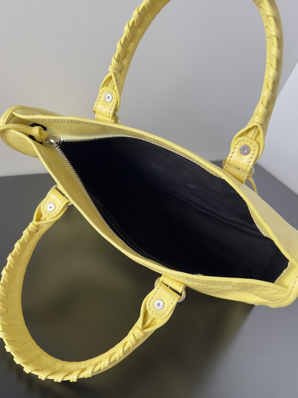 Ezyycart Bags Balenciaga Luxury Bag --111552