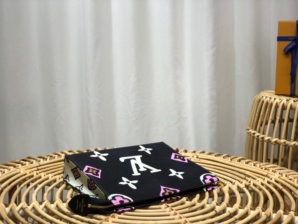 Anum Bags ln Luxury Bag --60350