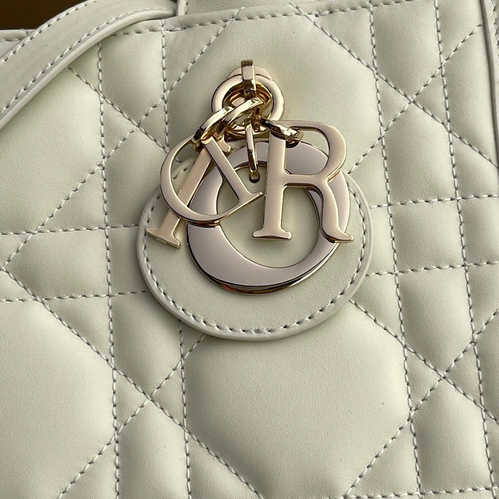 new-luxury-designer-bags-nm15847